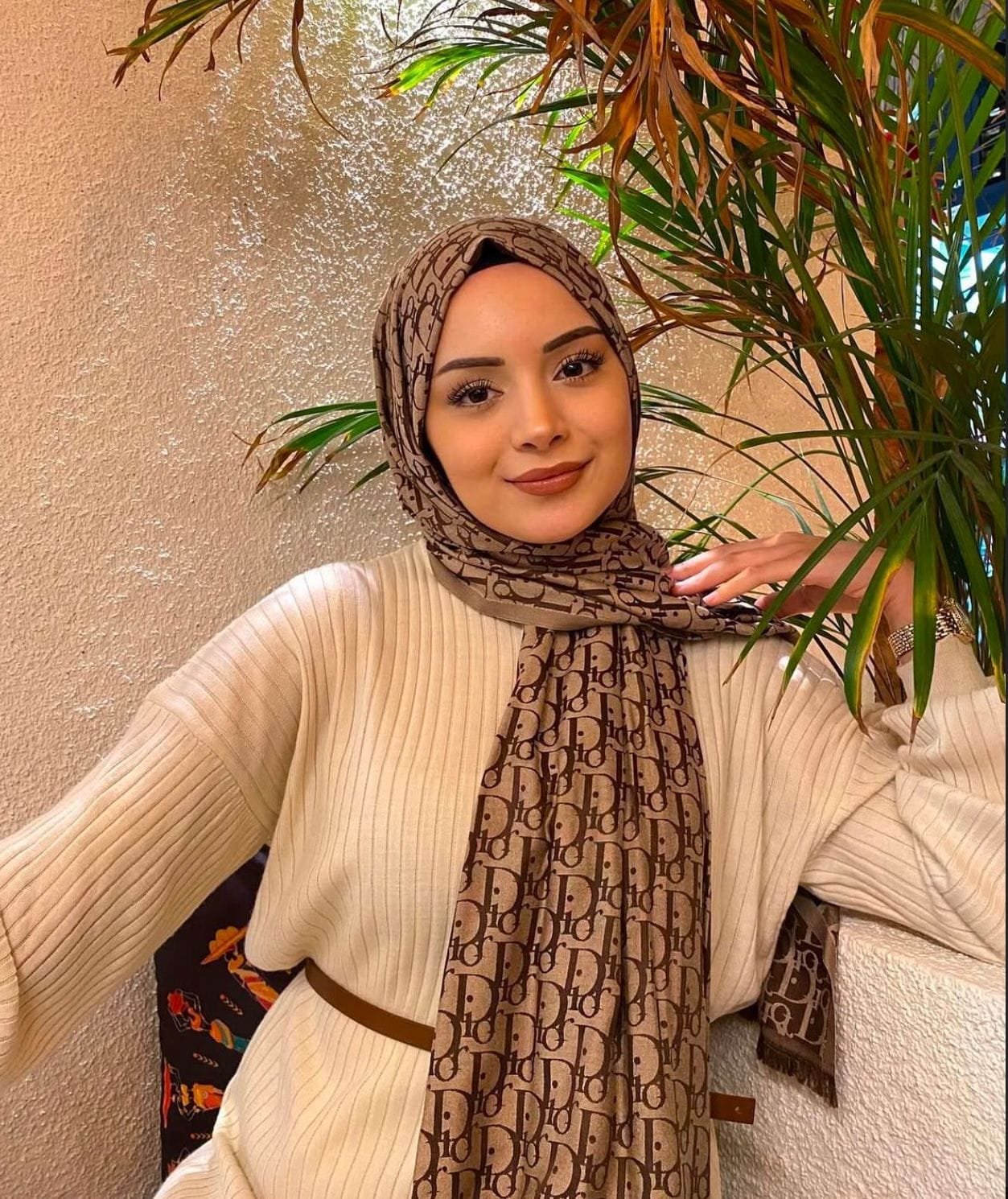 Konyaaltı Başarıyı Gören Kadın Escort Bayan Ceylan